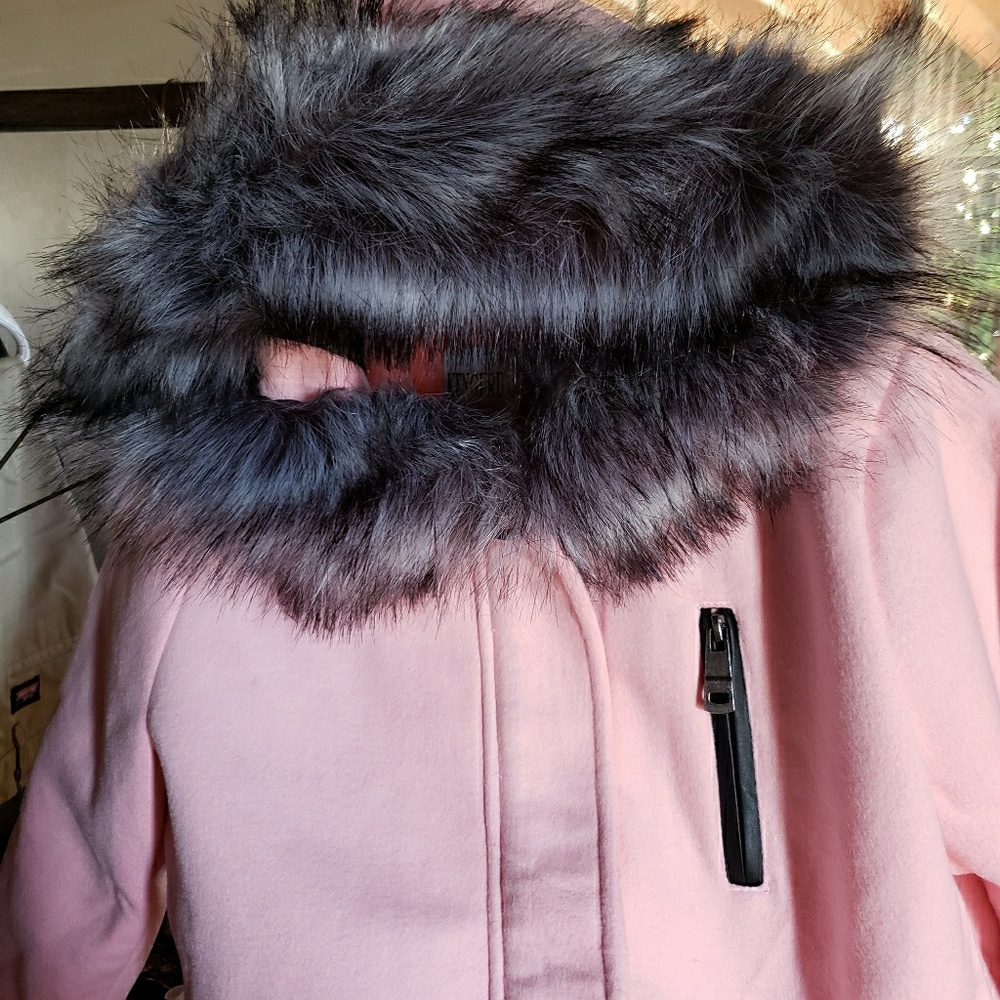 Soze large UK medium US pink fur coat
